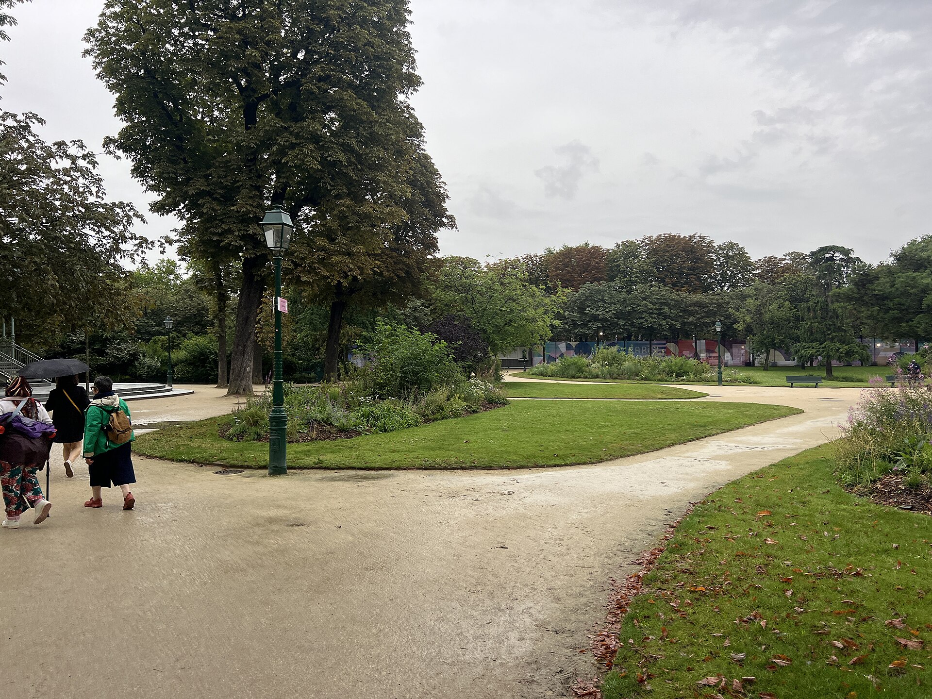 A city garden in Paris