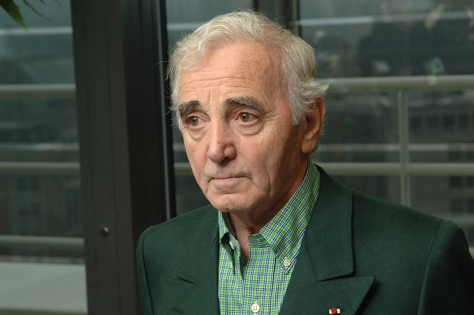 Aznavour as UNESCO ambassador at the European Commission, Brussels, 2005